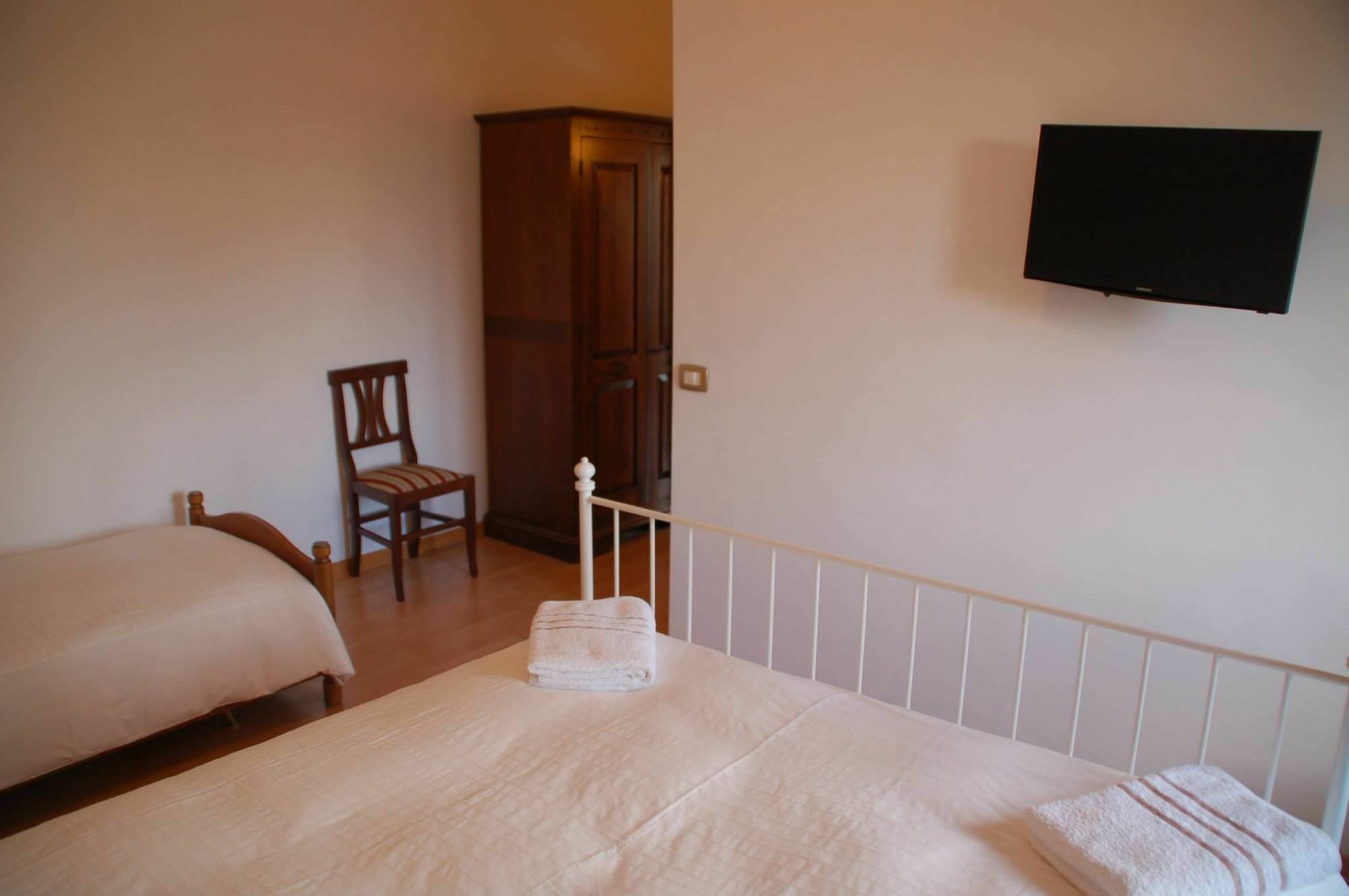 Bed And Breakfast La Corte Degli Ulivi Чивитавекия Екстериор снимка