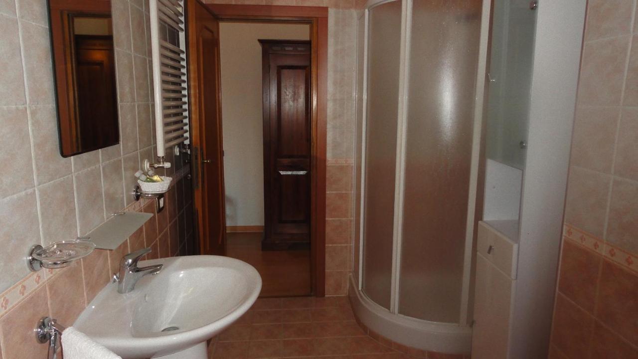 Bed And Breakfast La Corte Degli Ulivi Чивитавекия Стая снимка